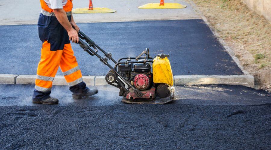 Professional gutter cleaning in Dighton, MA